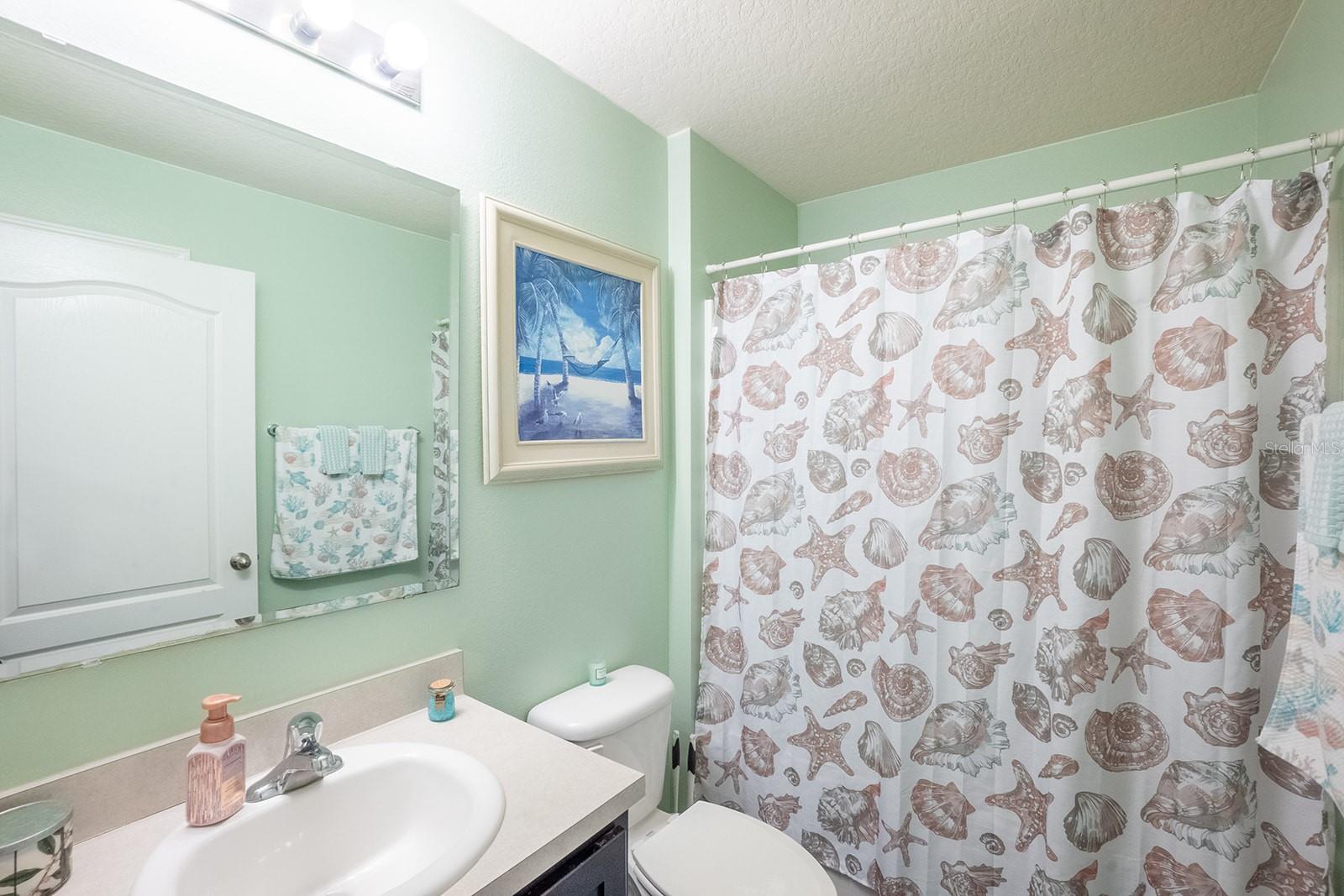 Image 9 of 61 For 15 Grand Par Court