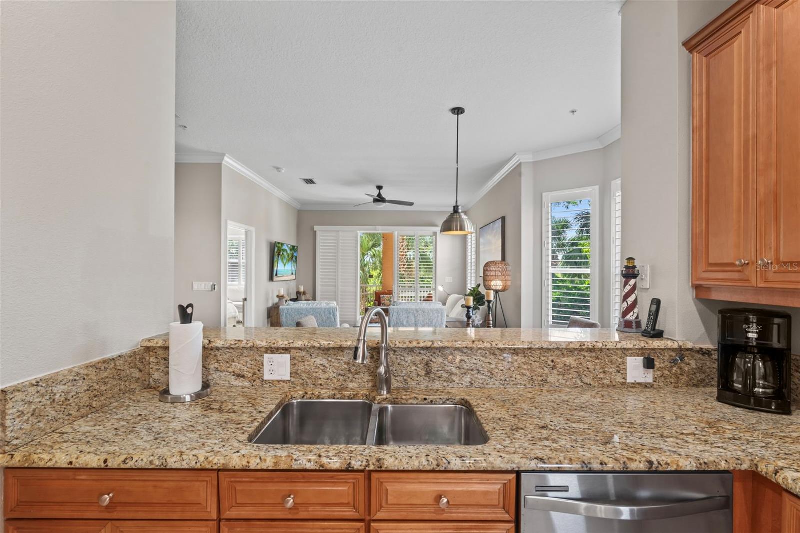 Image 27 of 97 For 5 Ocean Crest Way 1411