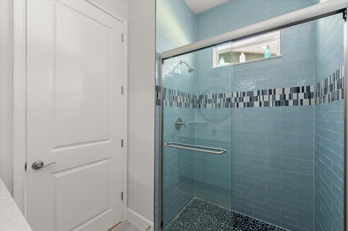 Image 43 of 84 For 473 Stirling Bridge Drive