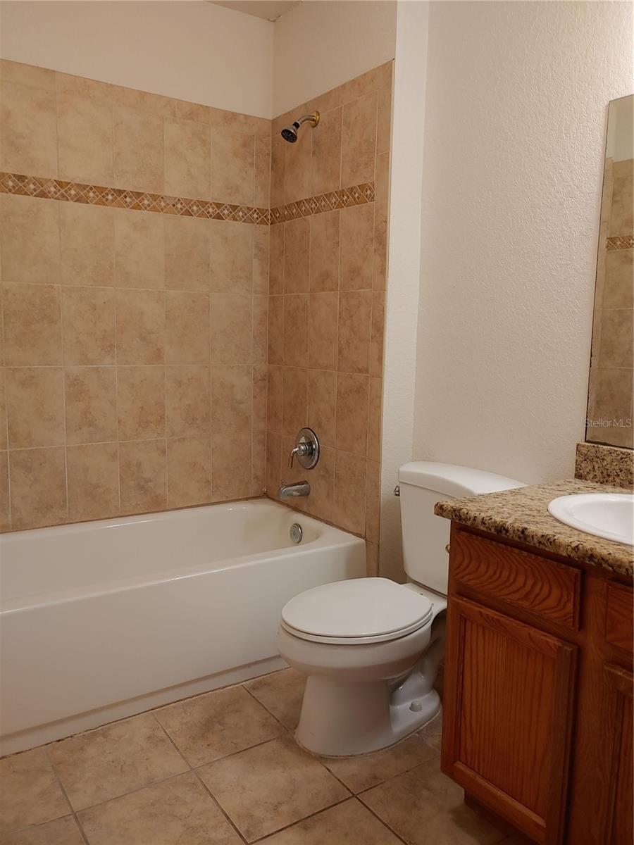 Image 13 of 20 For 4600 Moody Boulevard 5j