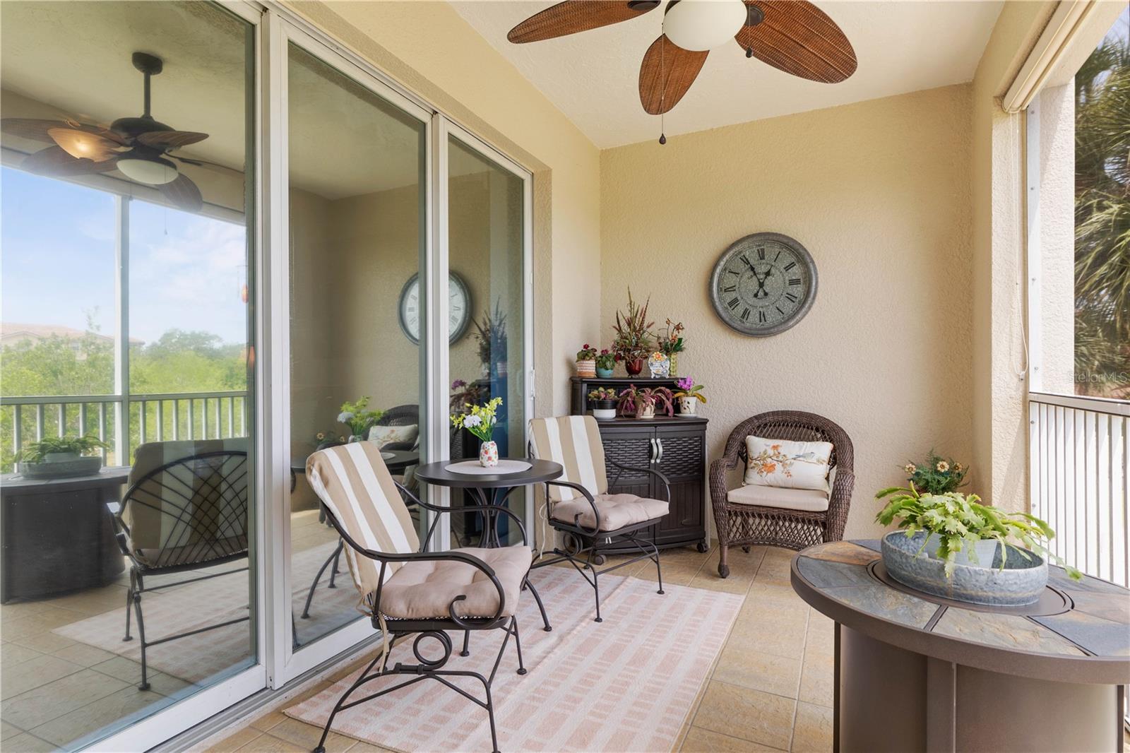 Image 13 of 71 For 75 Riverview Bend S 1624