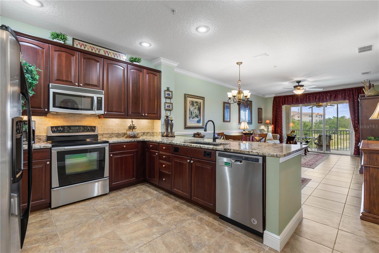 Image 3 of 71 For 75 Riverview Bend S 1624