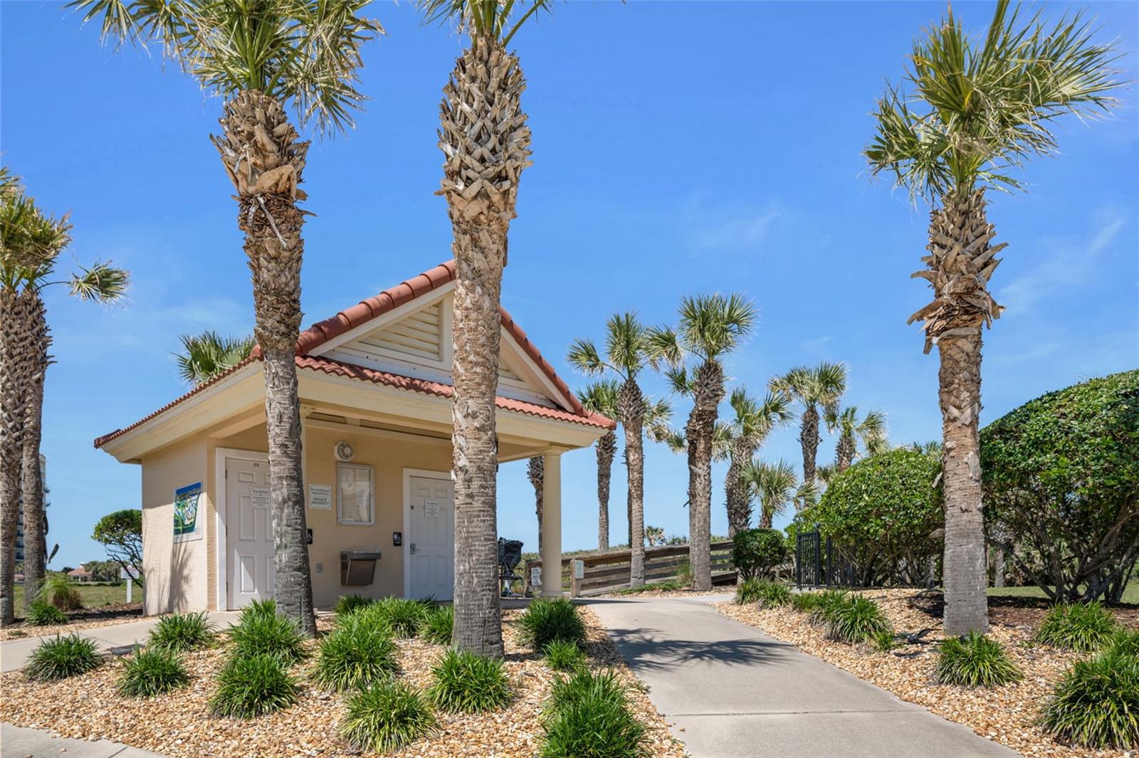 Image 90 of 99 For 12 Via Salerno