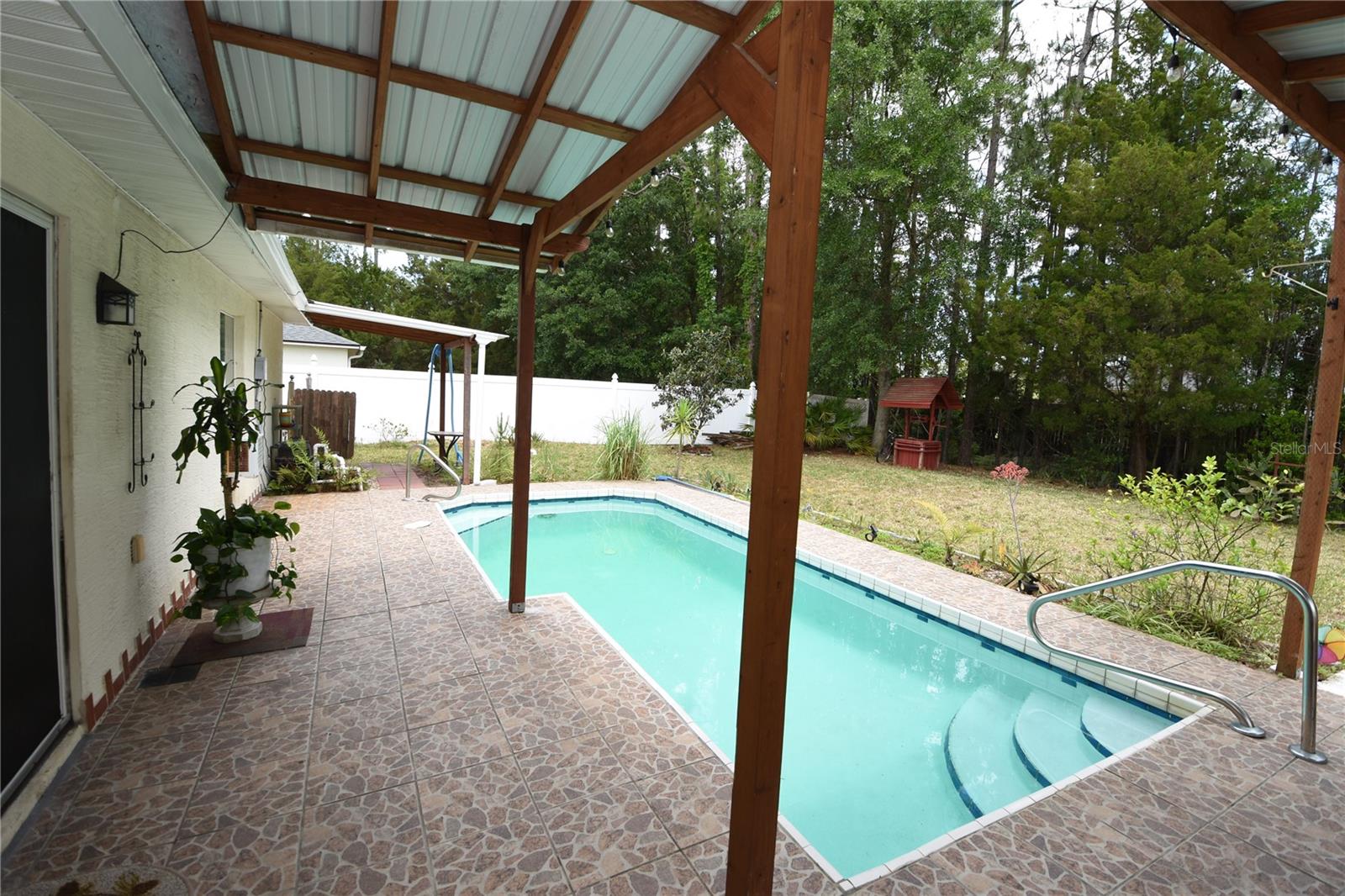 Image 24 of 27 For 60 Ramblewood Drive