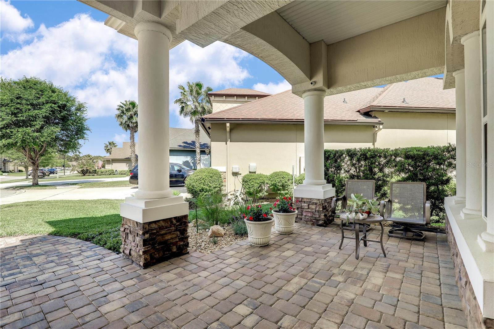 Image 12 of 72 For 45 King Palm Court