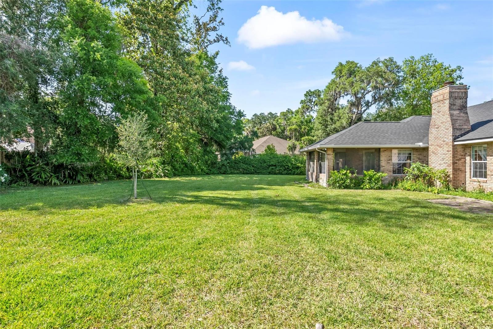 Image 12 of 63 For 4008 Acoma Drive
