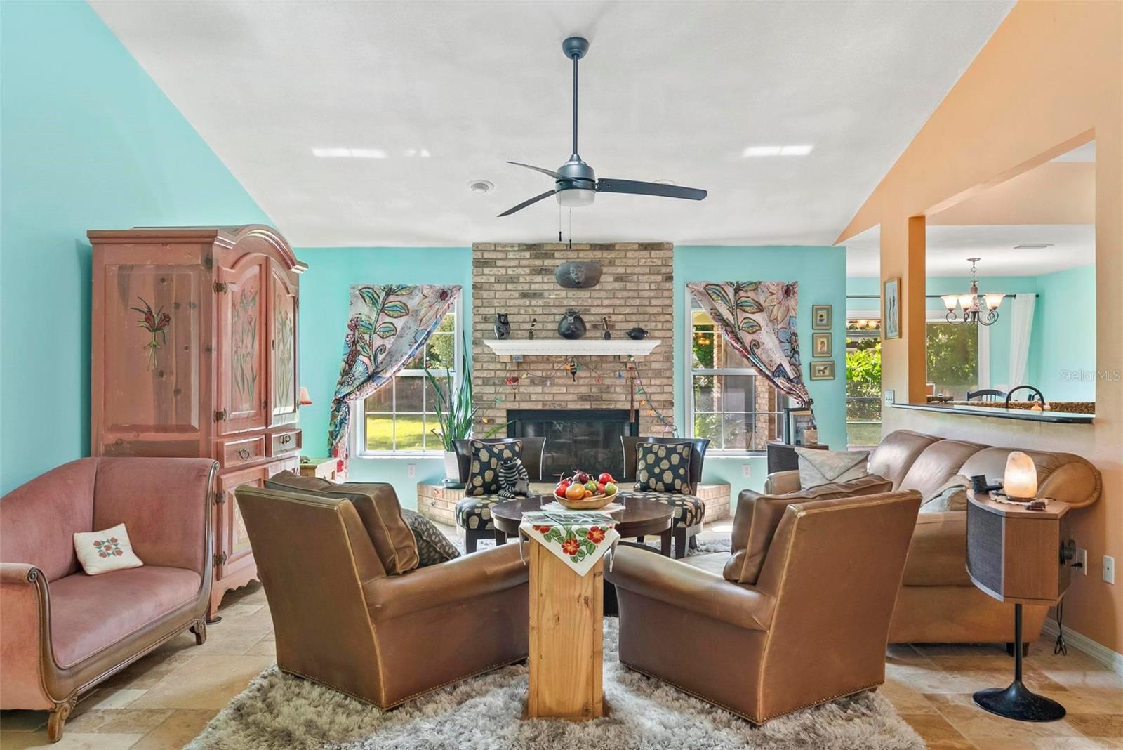 Image 20 of 63 For 4008 Acoma Drive