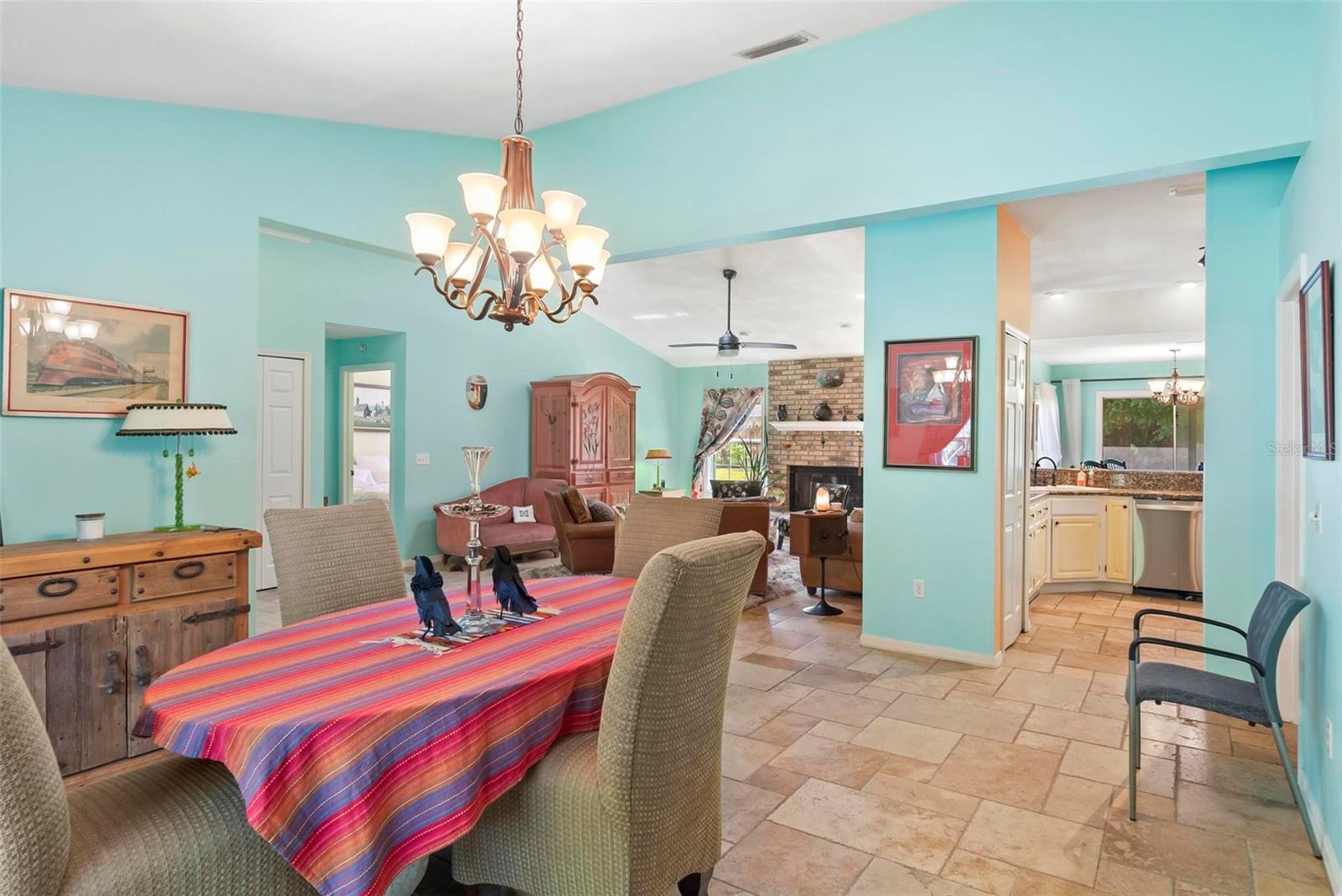 Image 21 of 63 For 4008 Acoma Drive
