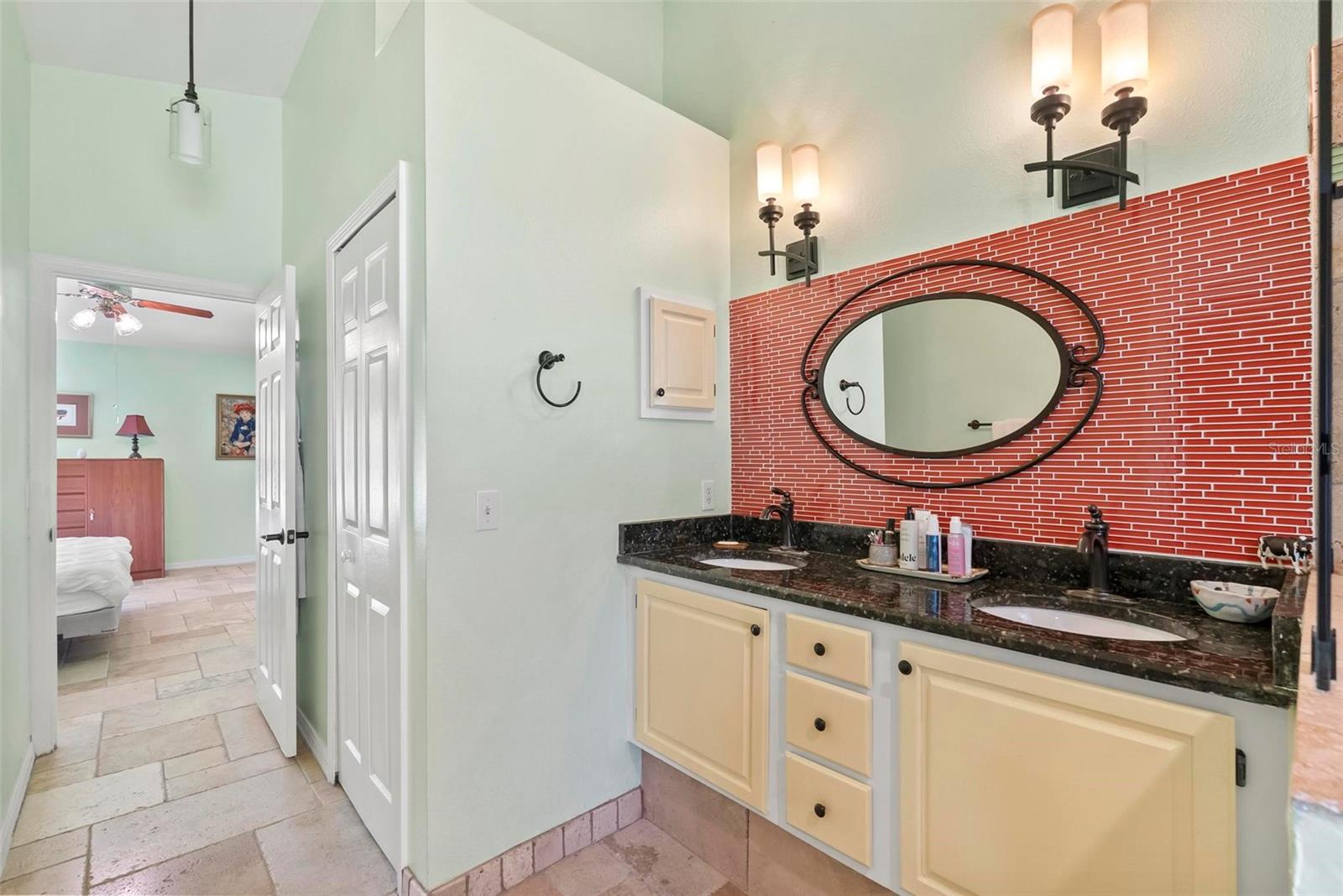 Image 31 of 63 For 4008 Acoma Drive