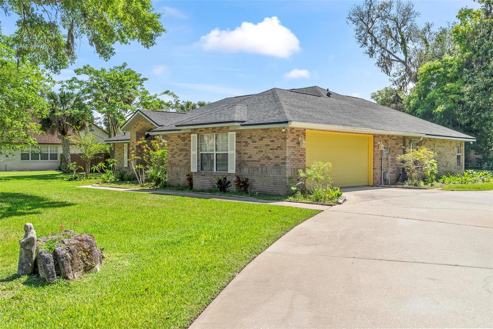 Image 7 of 63 For 4008 Acoma Drive