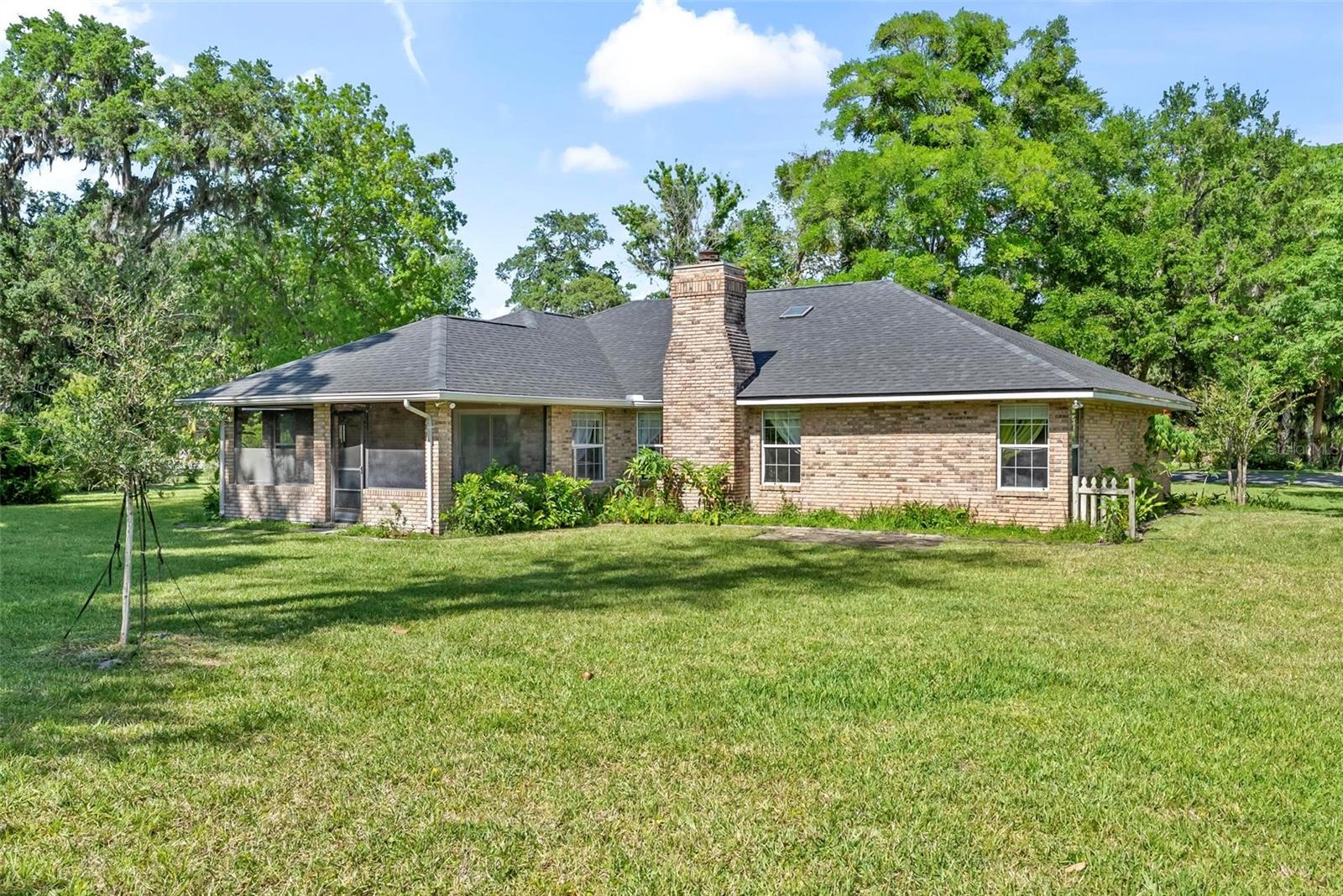 Image 8 of 63 For 4008 Acoma Drive