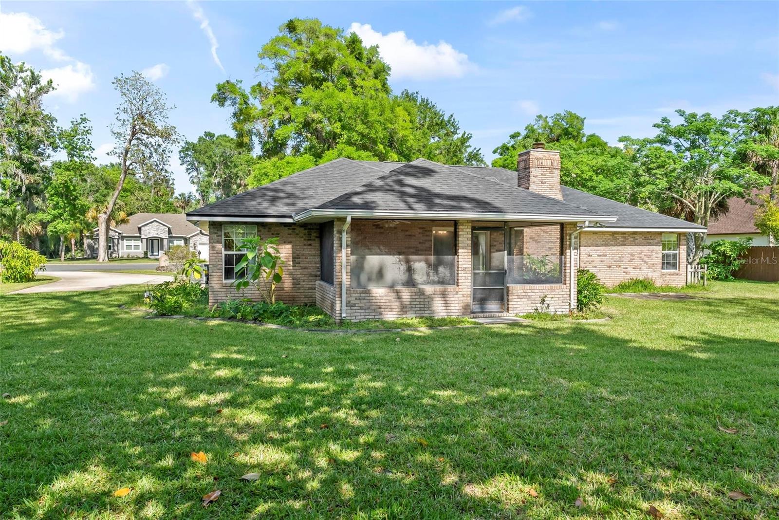 Image 9 of 63 For 4008 Acoma Drive
