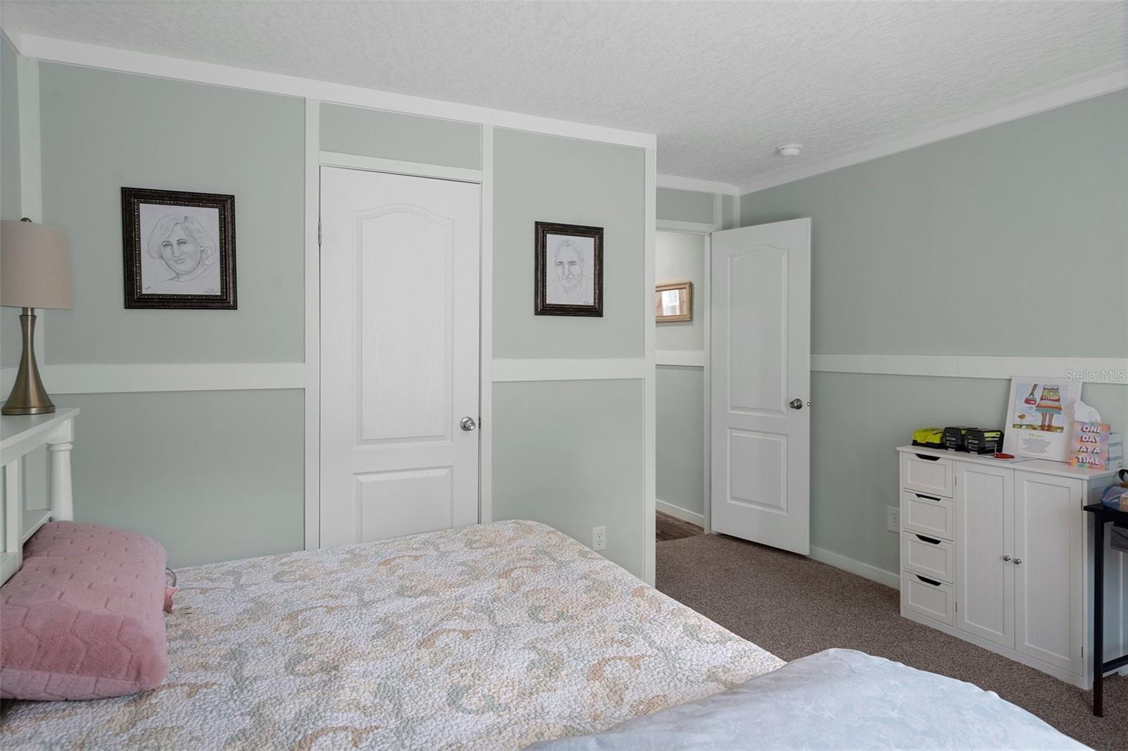 Listing photo id 24 for 7538 Organdy Lane