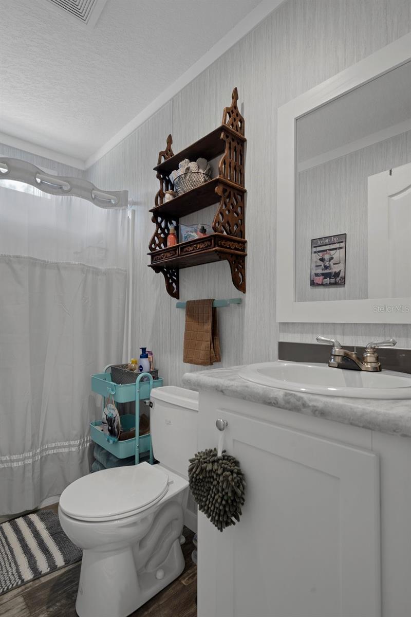 Listing photo id 26 for 7538 Organdy Lane