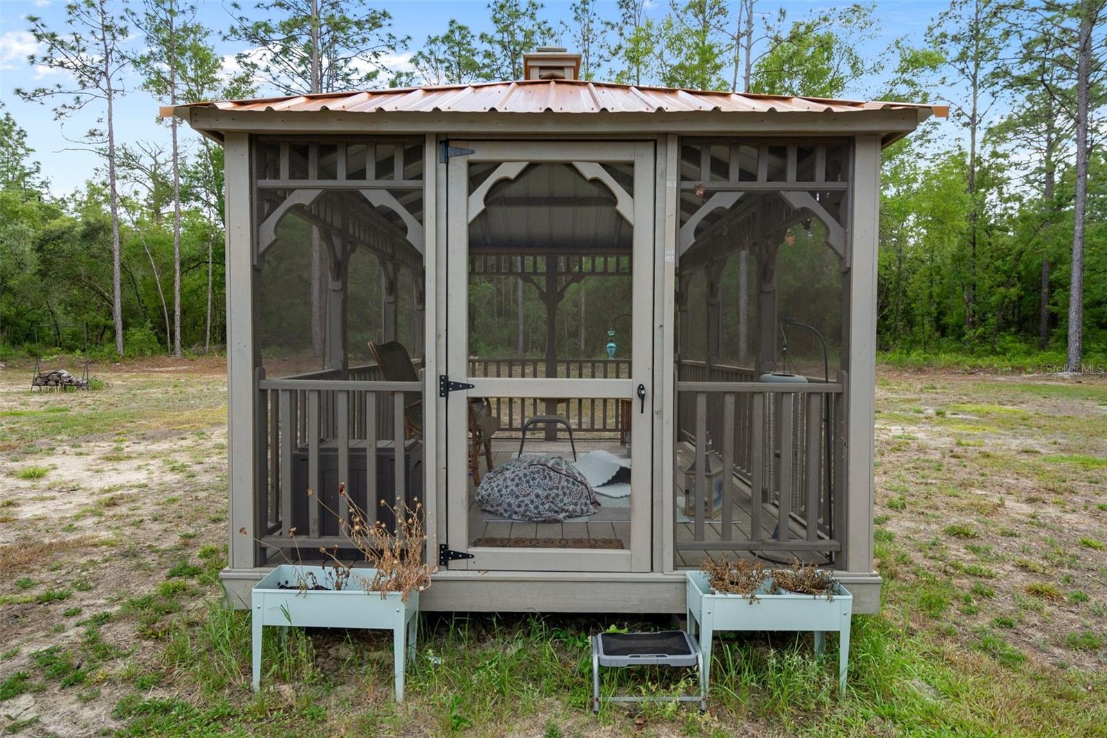 Listing photo id 28 for 7538 Organdy Lane
