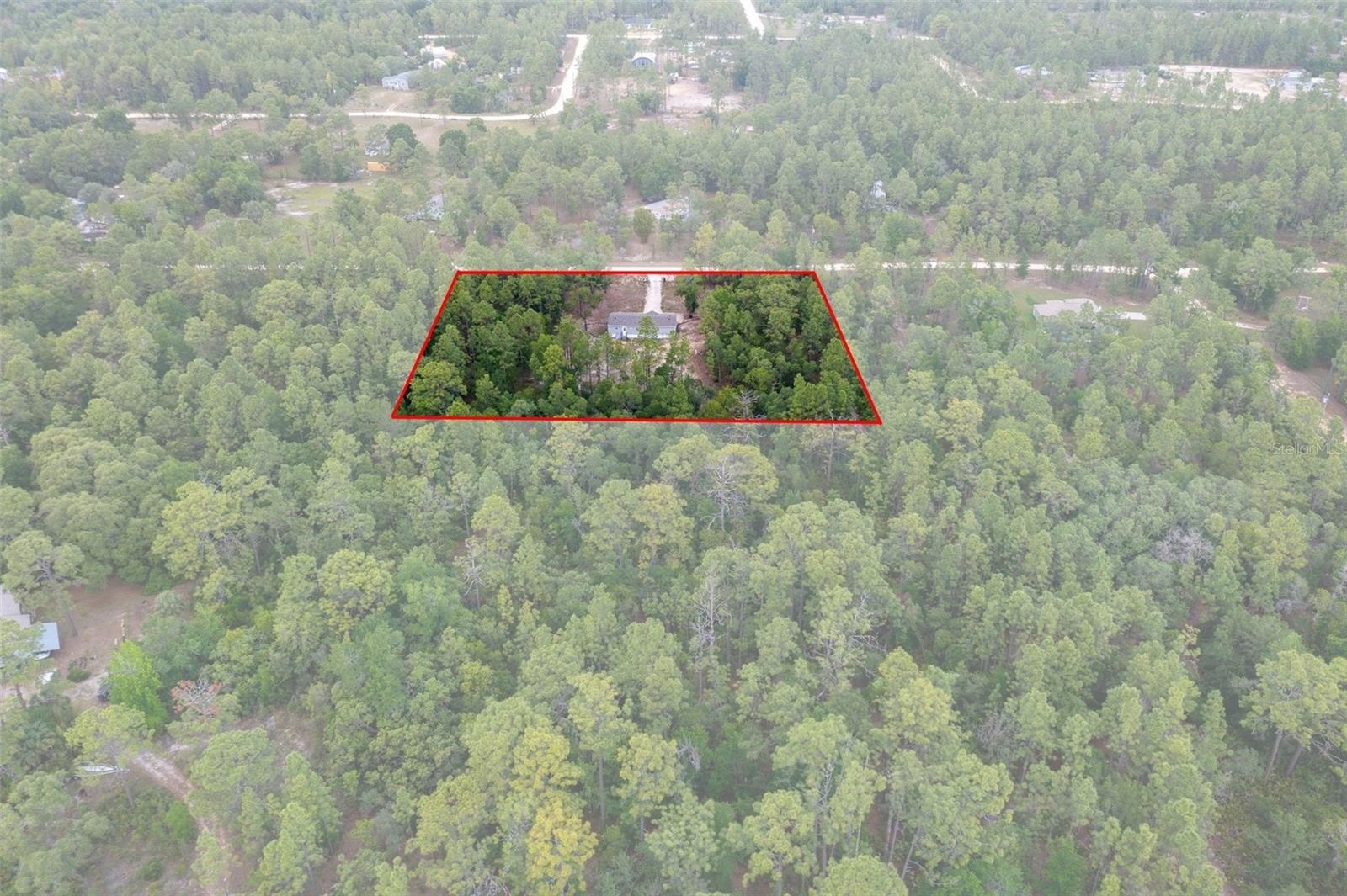 Listing photo id 39 for 7538 Organdy Lane