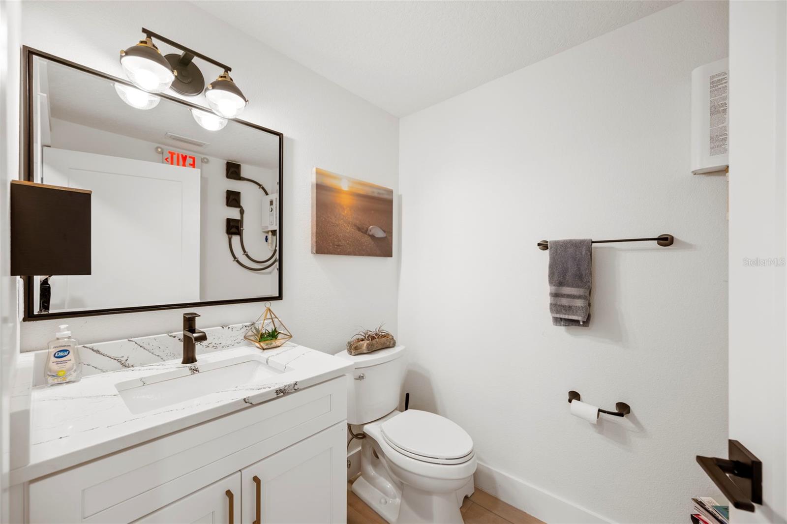 Listing photo id 11 for 701 Ocean Shore Boulevard