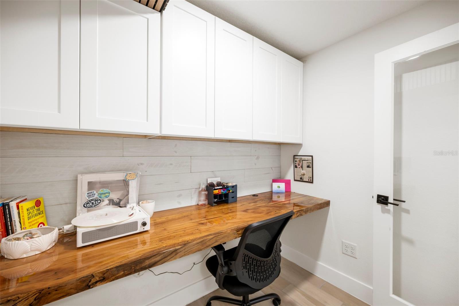 Listing photo id 14 for 701 Ocean Shore Boulevard