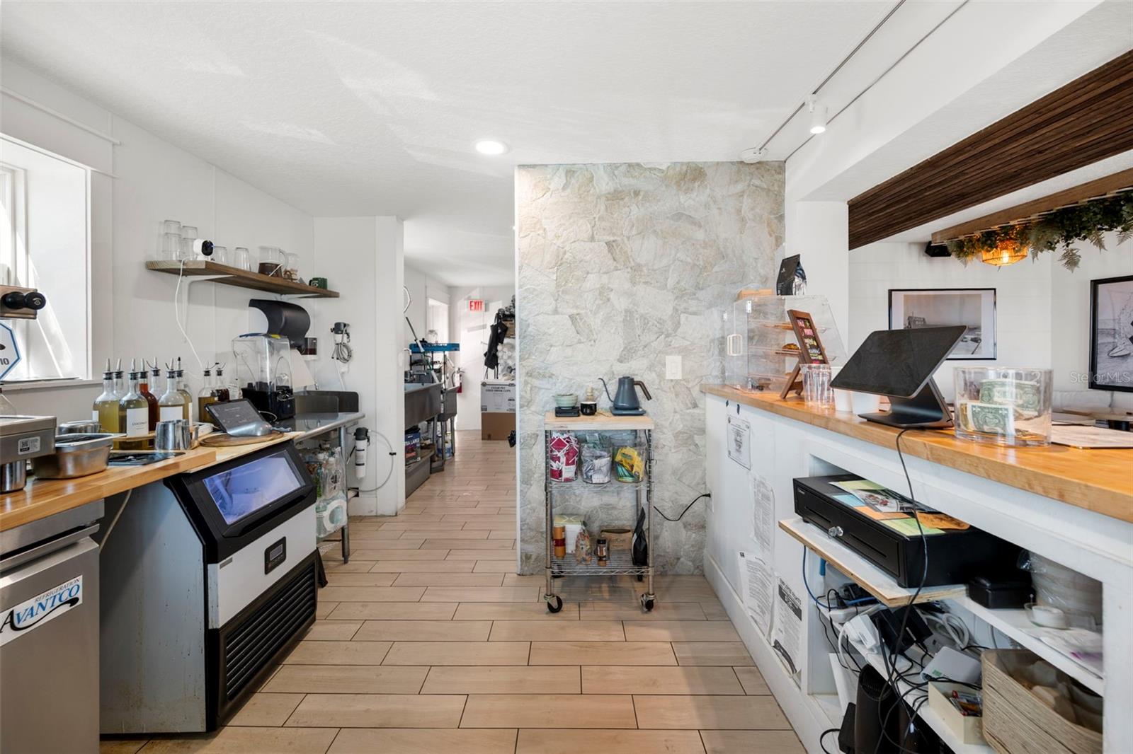 Listing photo id 31 for 701 Ocean Shore Boulevard