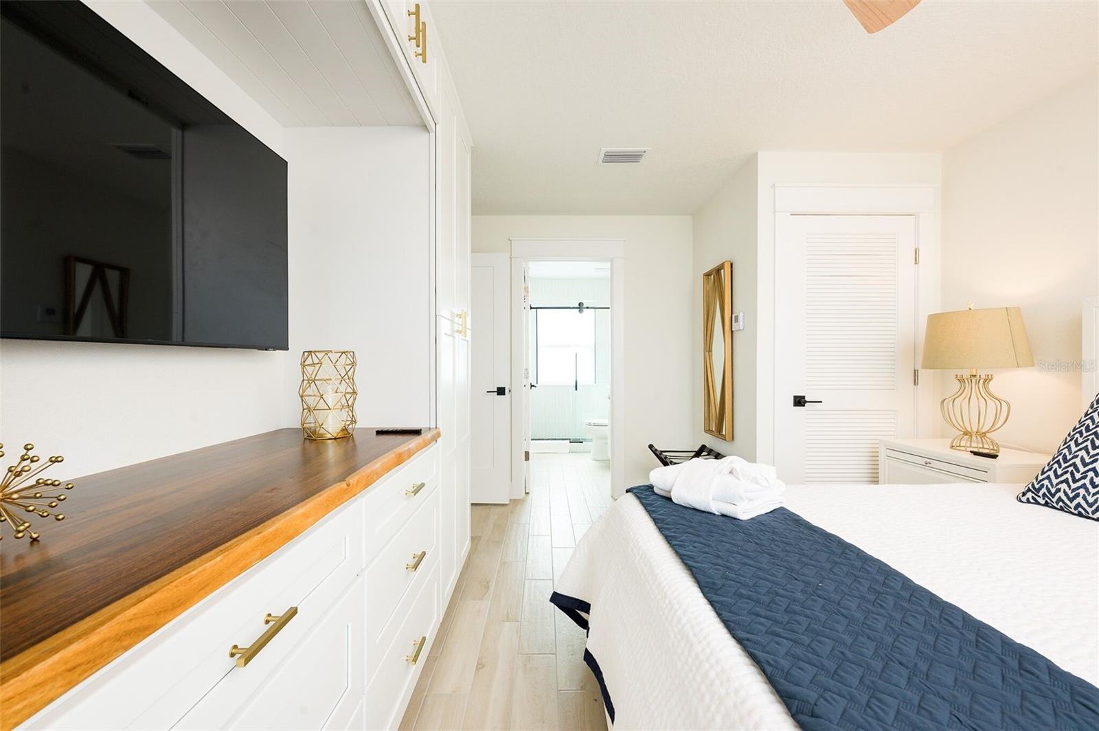 Listing photo id 46 for 701 Ocean Shore Boulevard