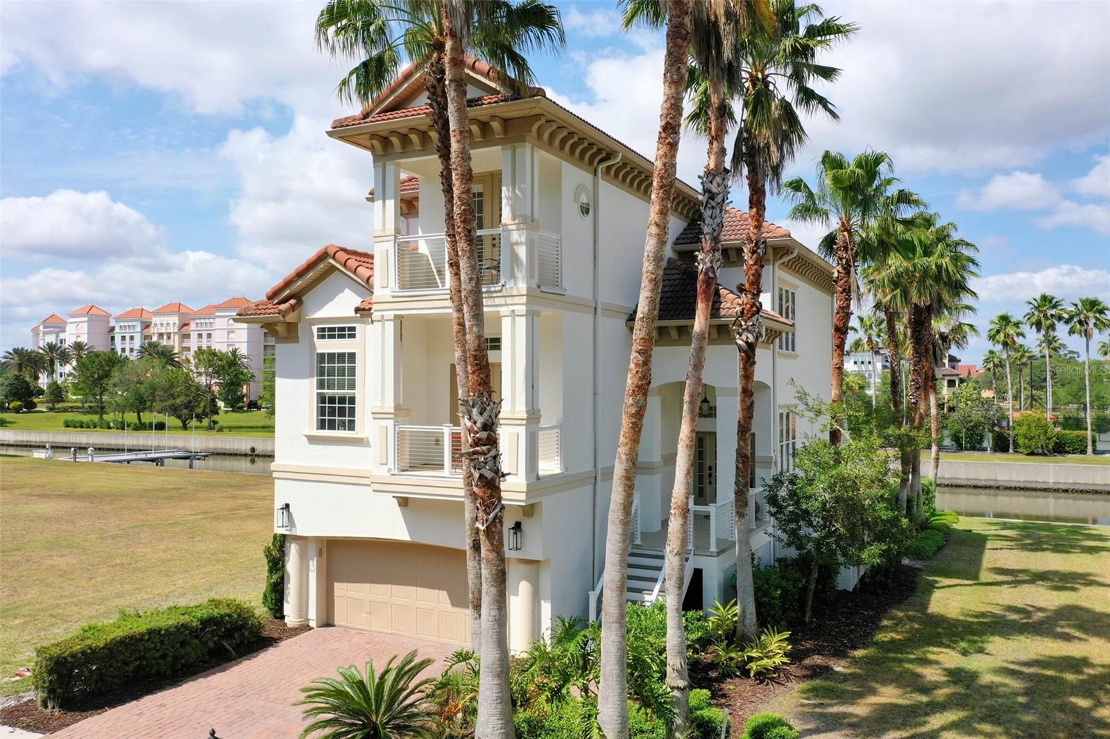 Image 2 of 75 For 220 Harbor Village Point N