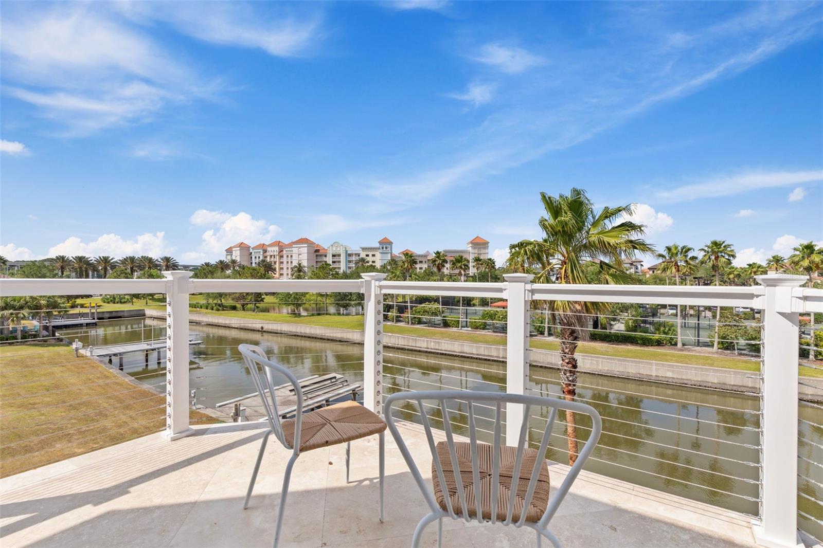 Image 40 of 75 For 220 Harbor Village Point N