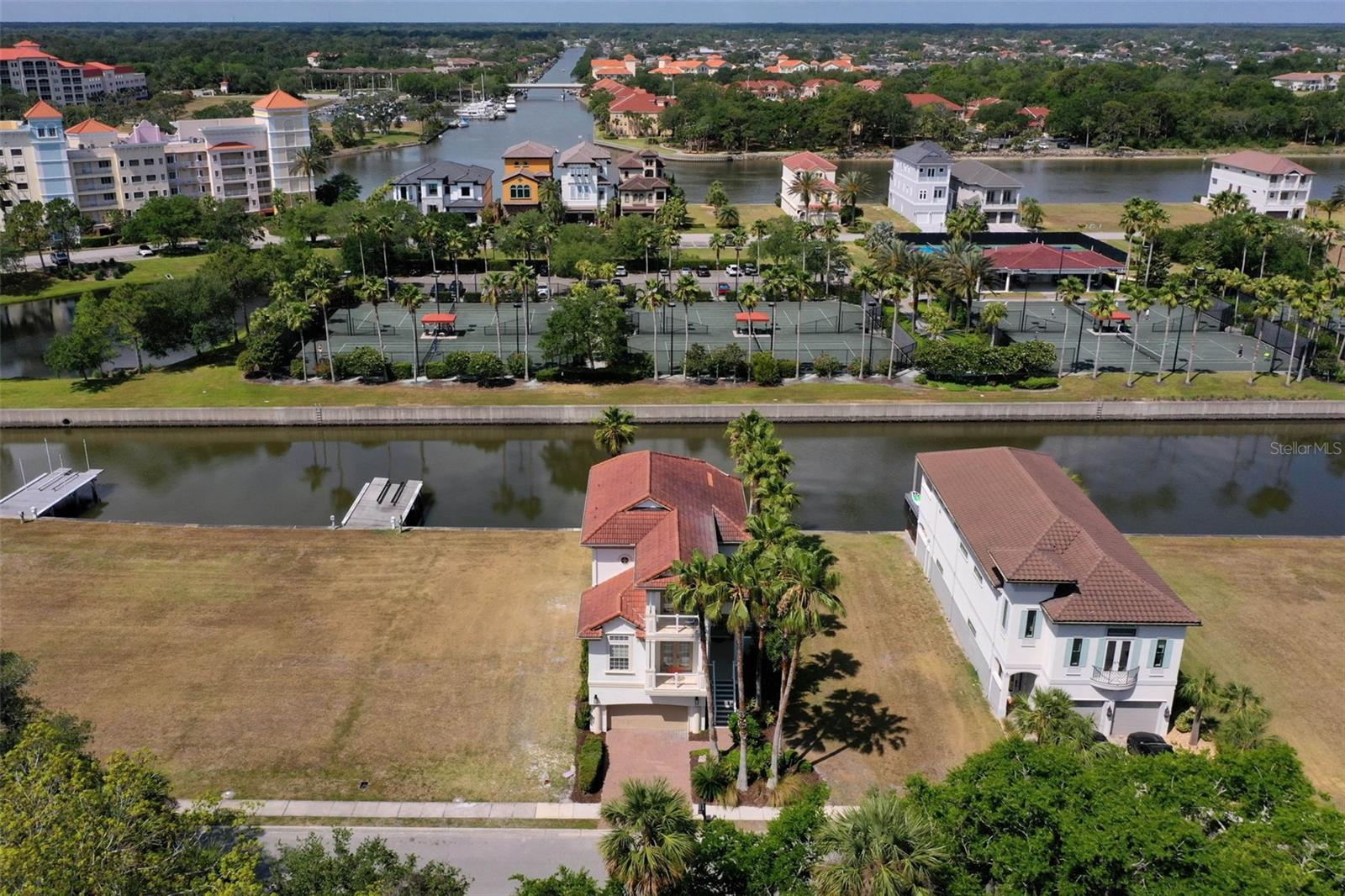 Image 66 of 75 For 220 Harbor Village Point N