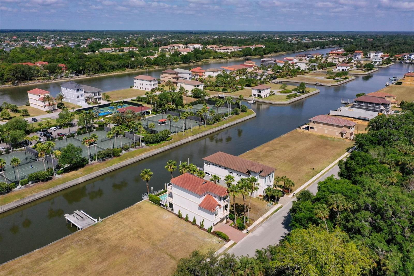 Image 67 of 75 For 220 Harbor Village Point N