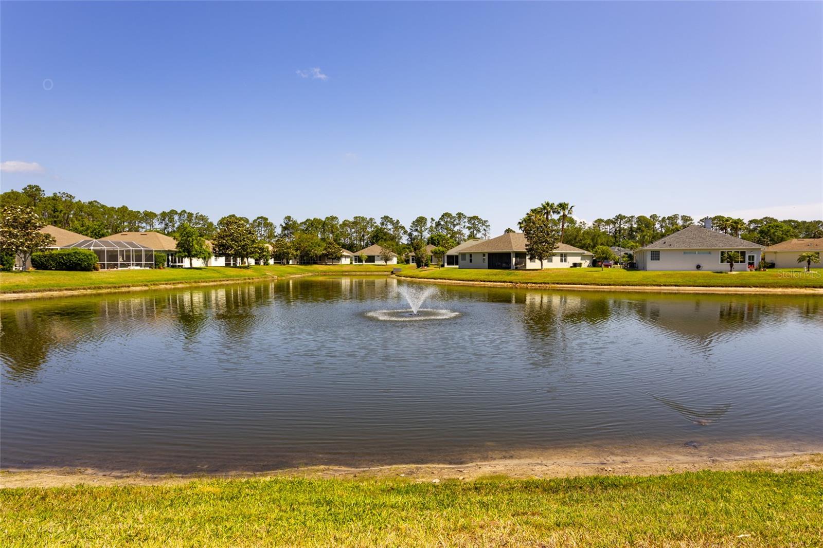 Image 3 of 34 For 125 Raintree Circle