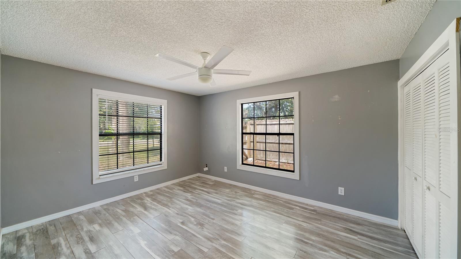 Image 16 of 49 For 689 16th Street