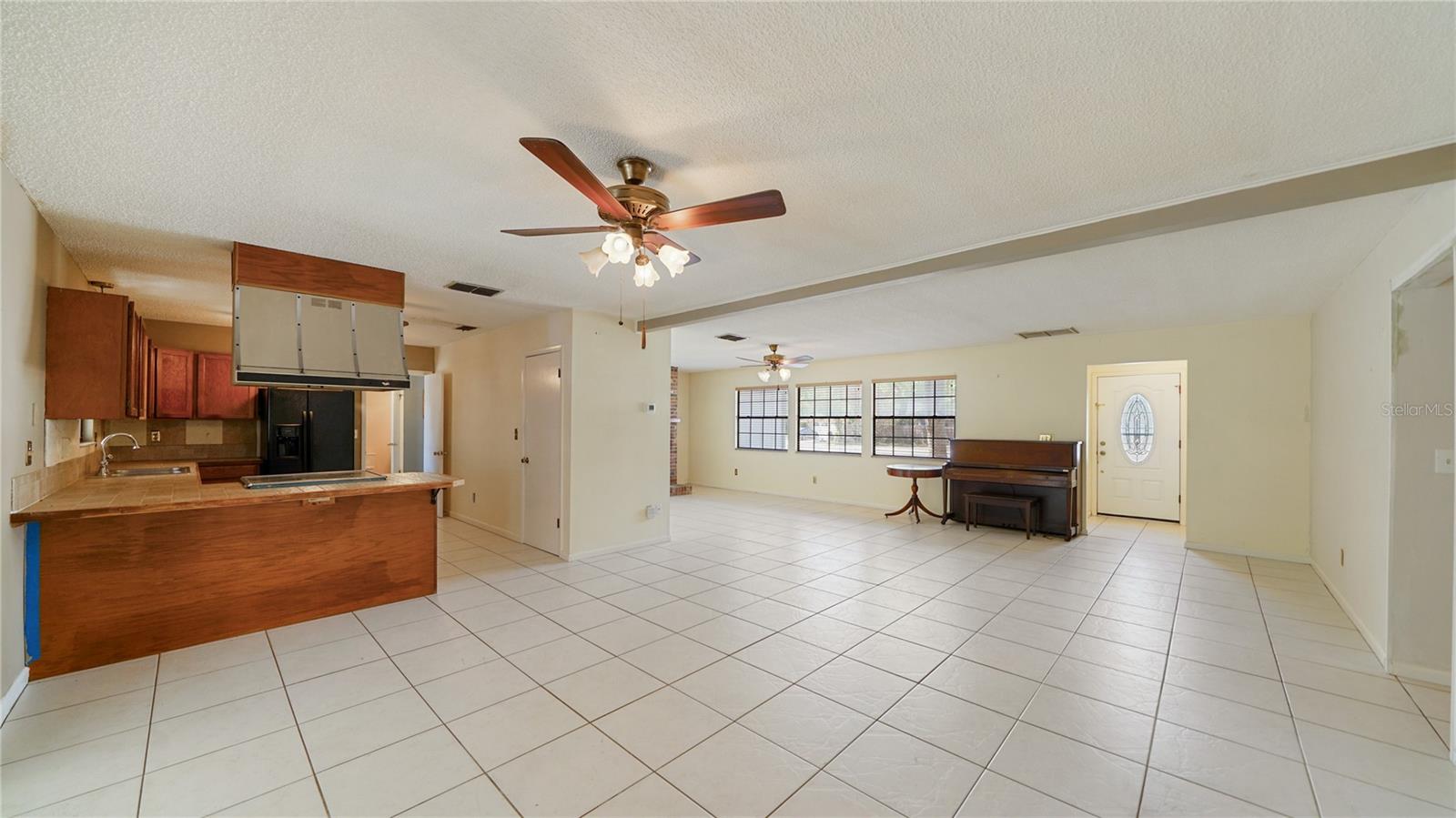 Image 7 of 49 For 689 16th Street