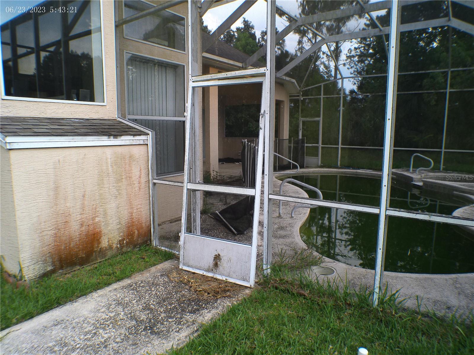 Image 7 of 27 For 47 Farmsworth Drive