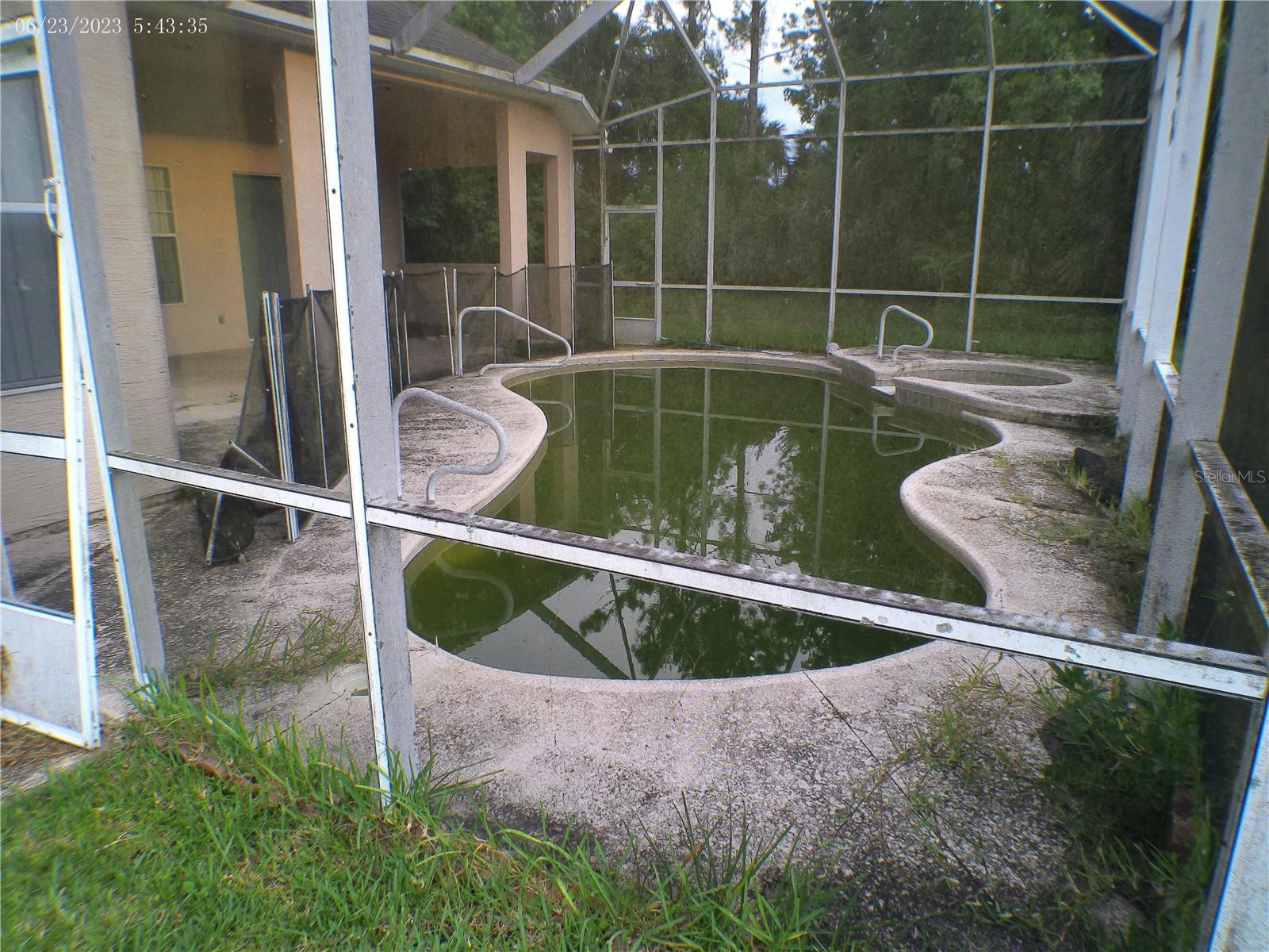 Image 8 of 27 For 47 Farmsworth Drive