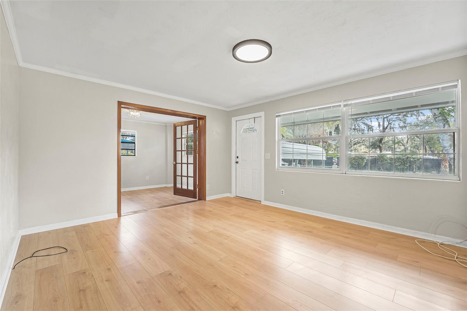 Image 10 of 44 For 656 Winchester Street