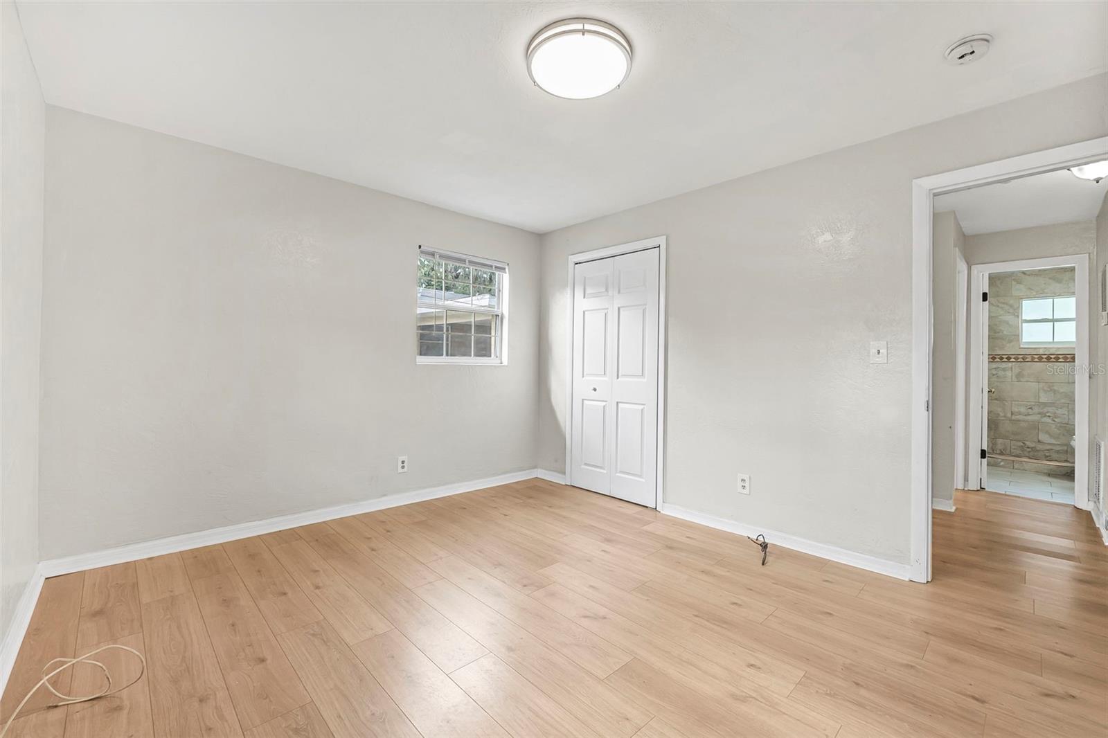 Image 19 of 44 For 656 Winchester Street