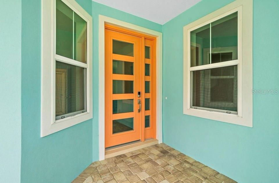 Image 4 of 22 For 2509 Lakeshore Drive
