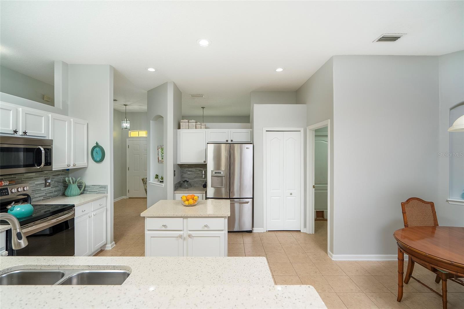 Image 21 of 81 For 268 Churchill Drive