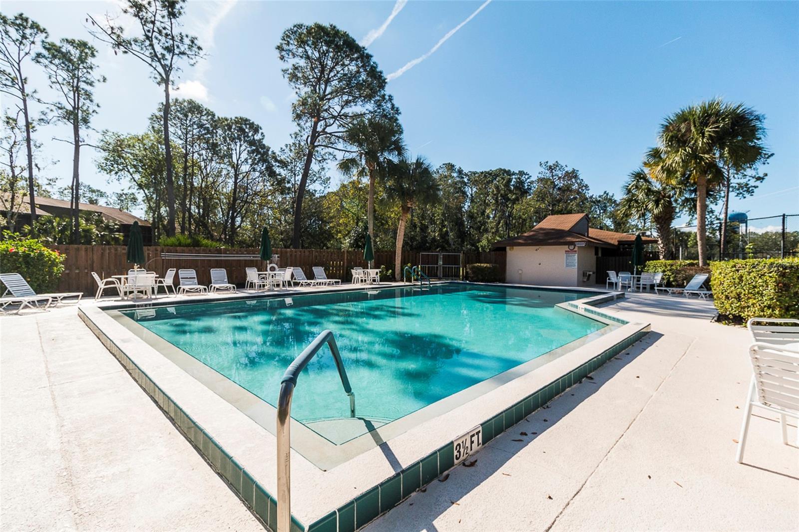 Image 34 of 40 For 28 Sherbury Court 28