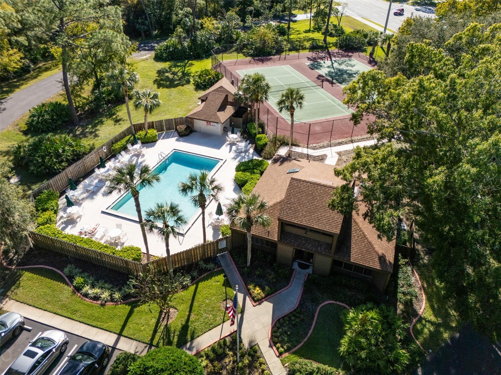 Image 37 of 40 For 28 Sherbury Court 28