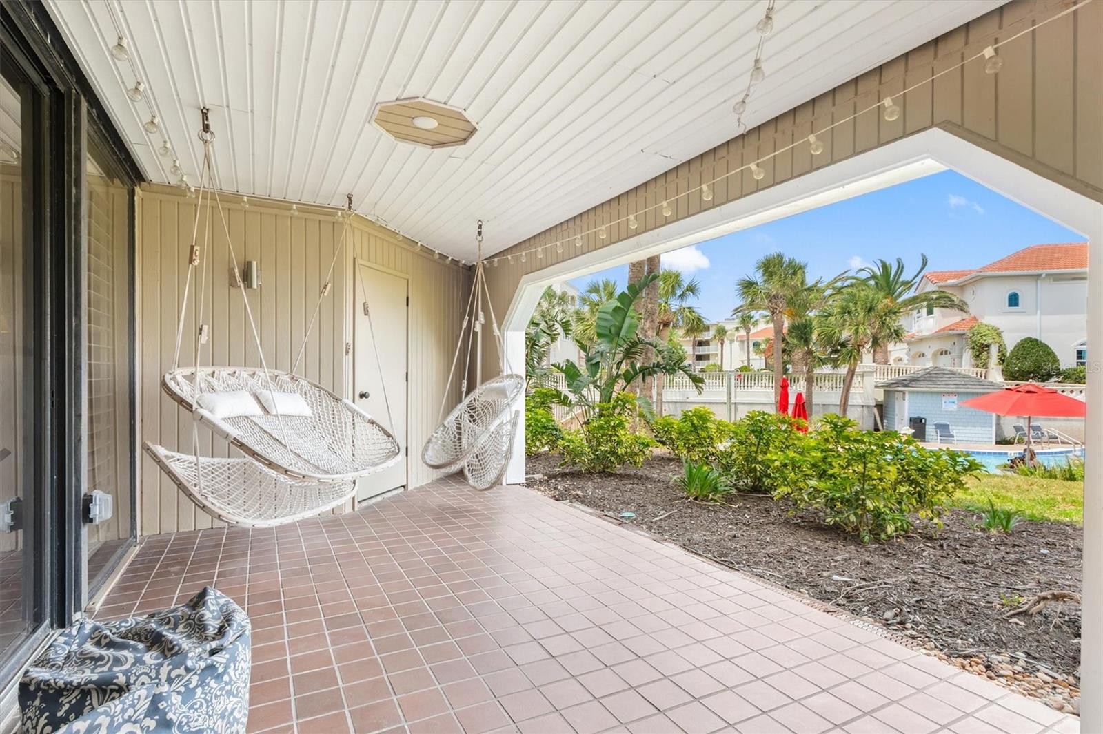 Image 31 of 61 For 180 Ocean Hibiscus Drive 102