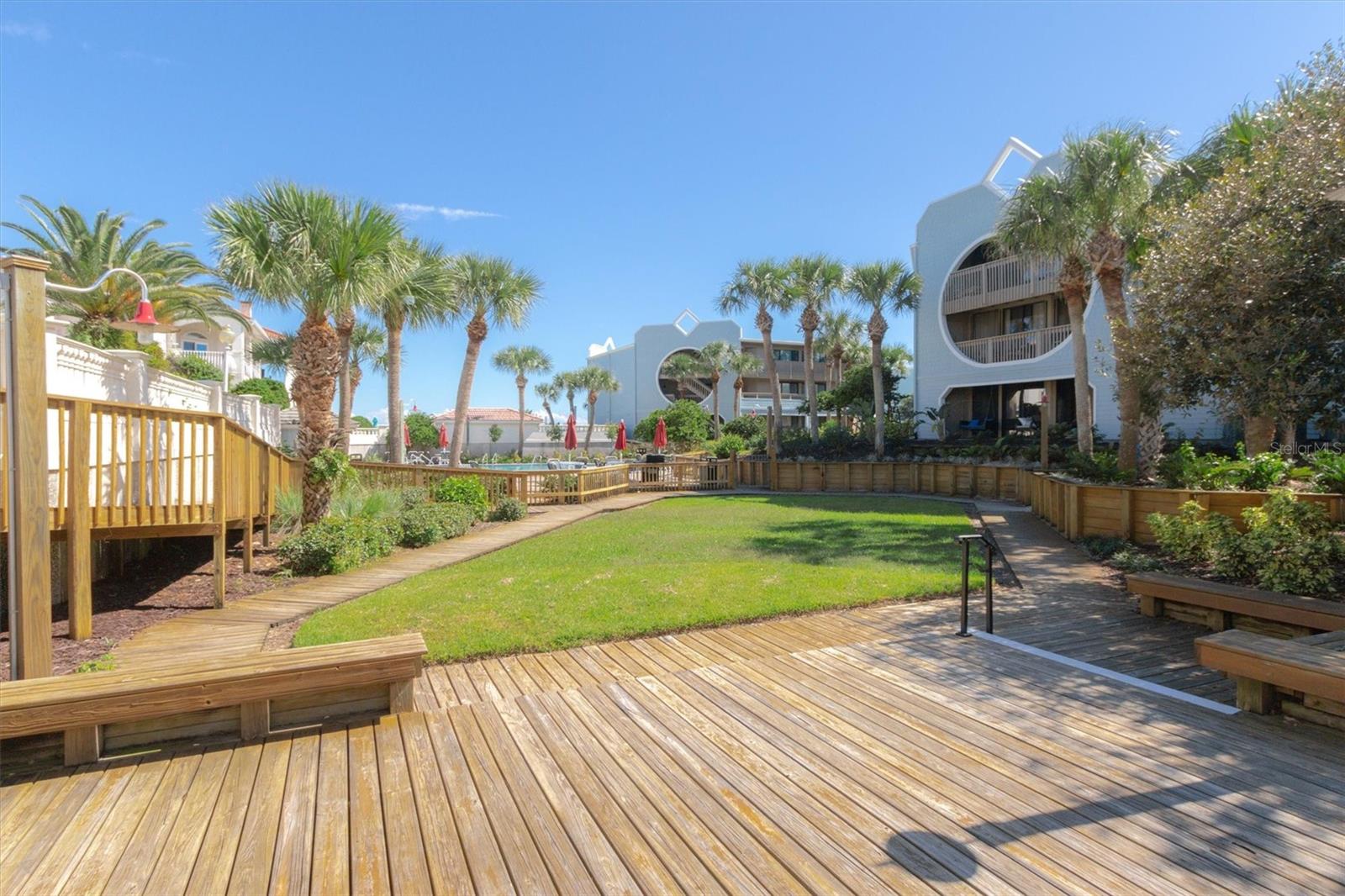 Image 42 of 61 For 180 Ocean Hibiscus Drive 102