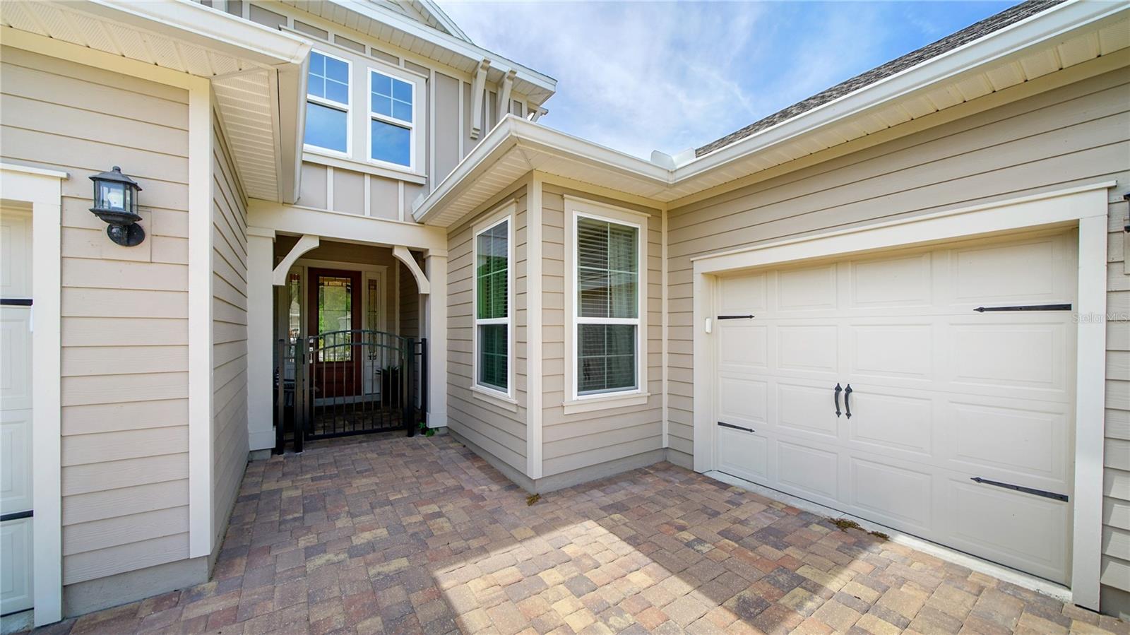 Image 44 of 65 For 126 Oleta Way
