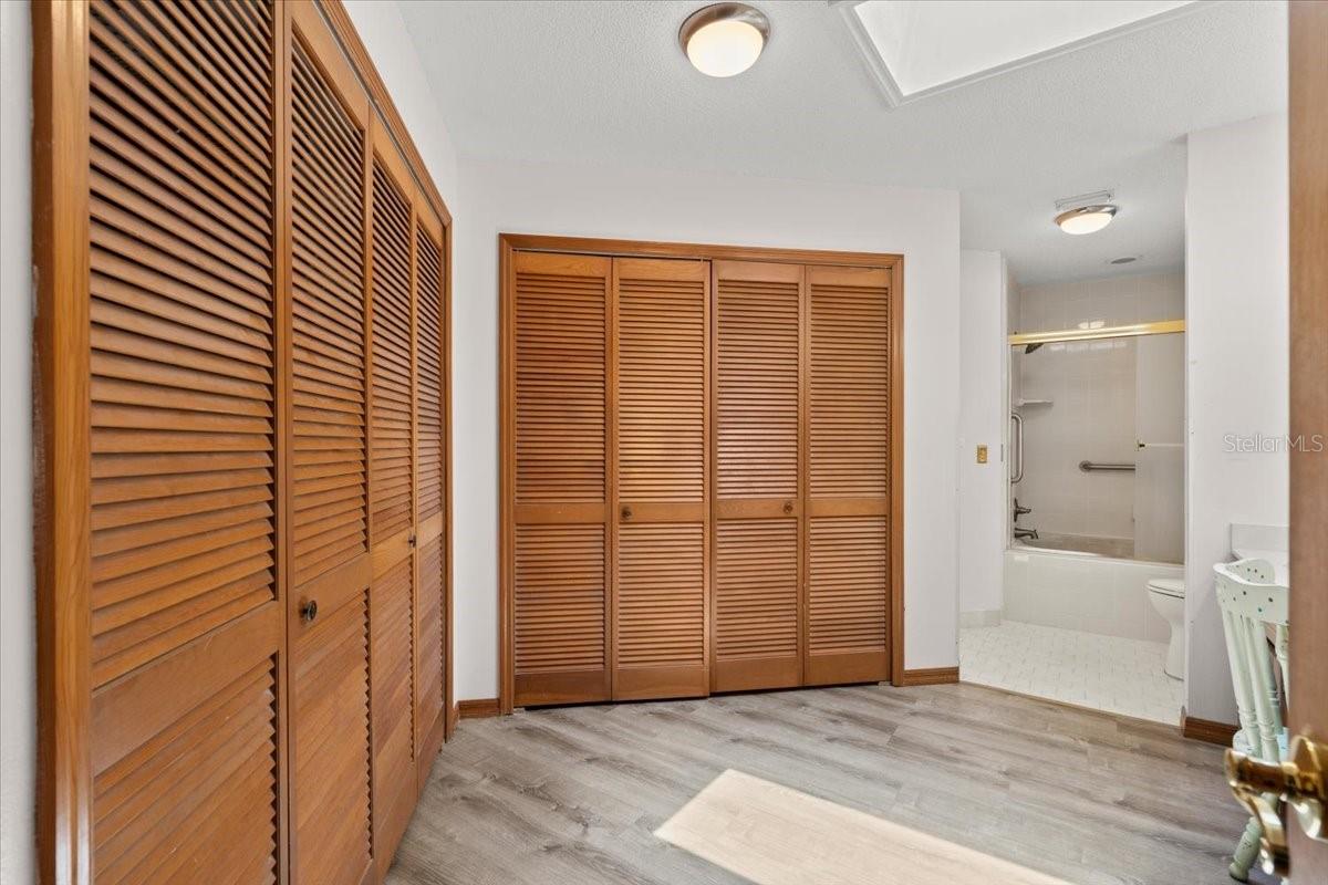 Image 19 of 50 For 912 Fruitwood Place