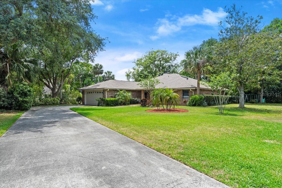 Image 3 of 50 For 912 Fruitwood Place