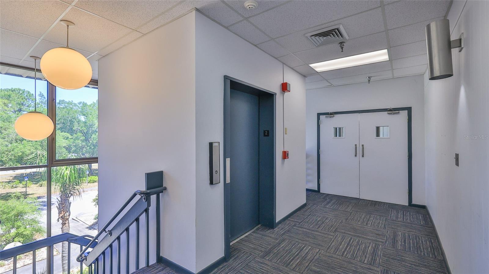 Image 10 of 39 For 2 Commerce Boulevard