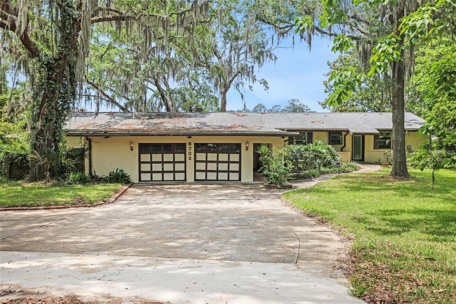 Image 2 of 59 For 6732 Oakwood Drive