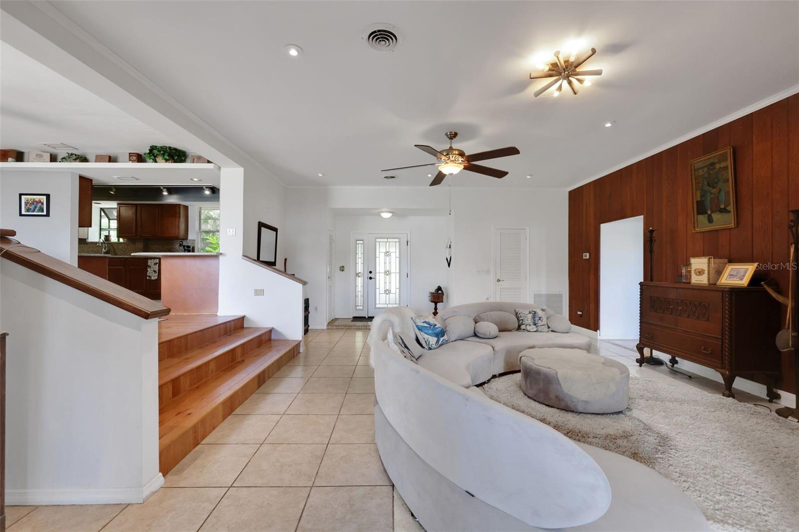 Image 30 of 59 For 6732 Oakwood Drive