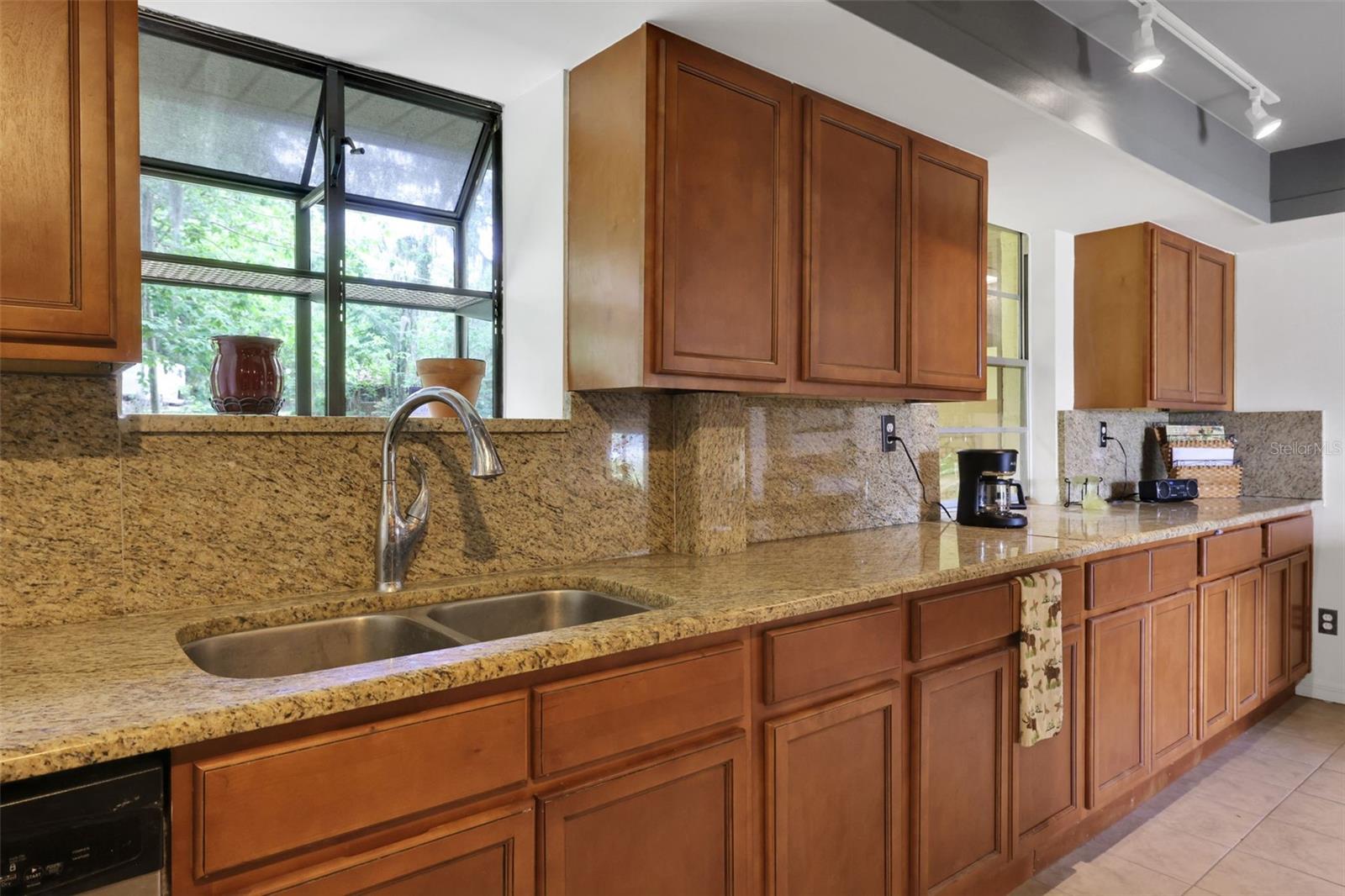 Image 35 of 59 For 6732 Oakwood Drive