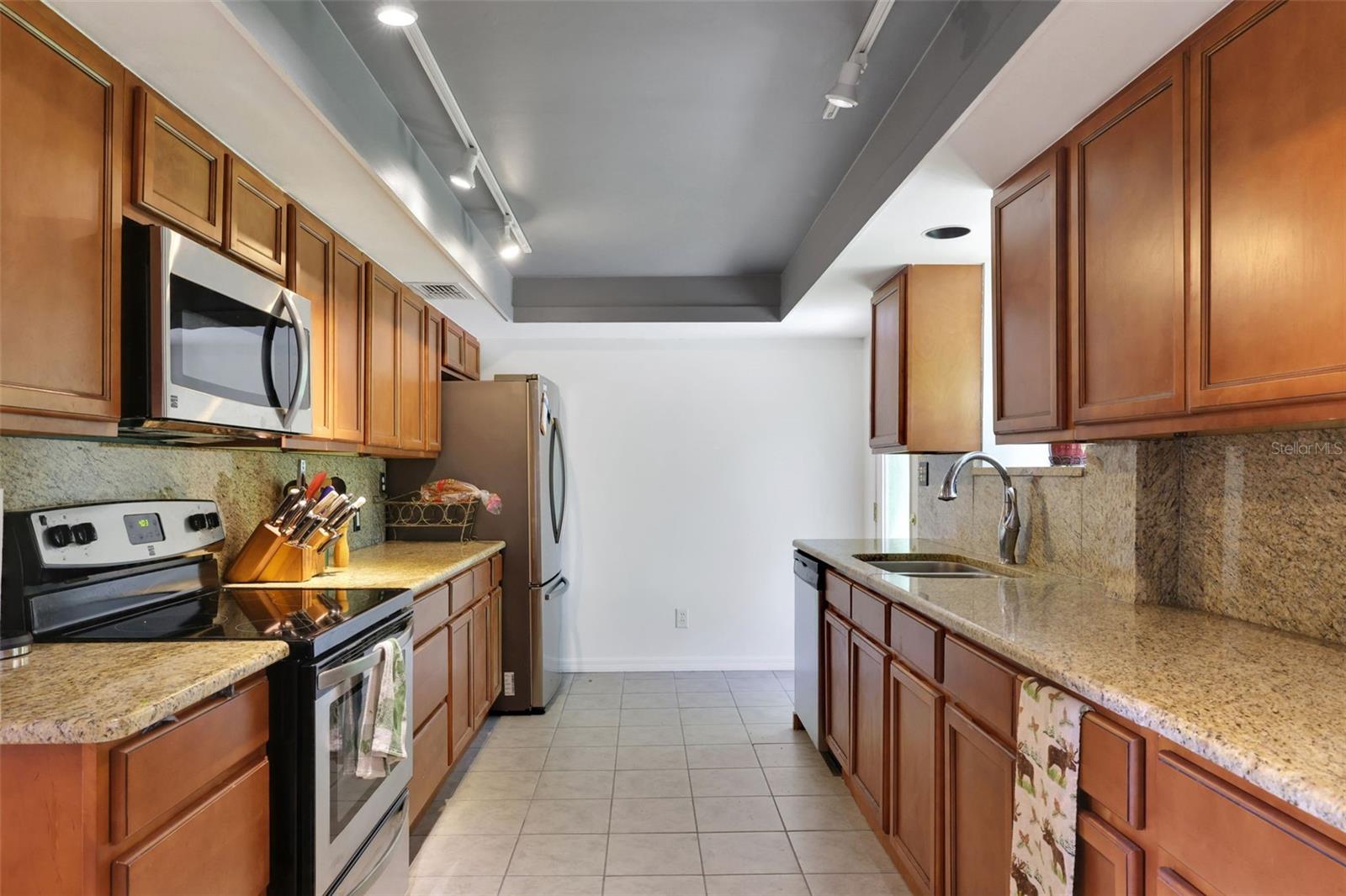 Image 37 of 59 For 6732 Oakwood Drive
