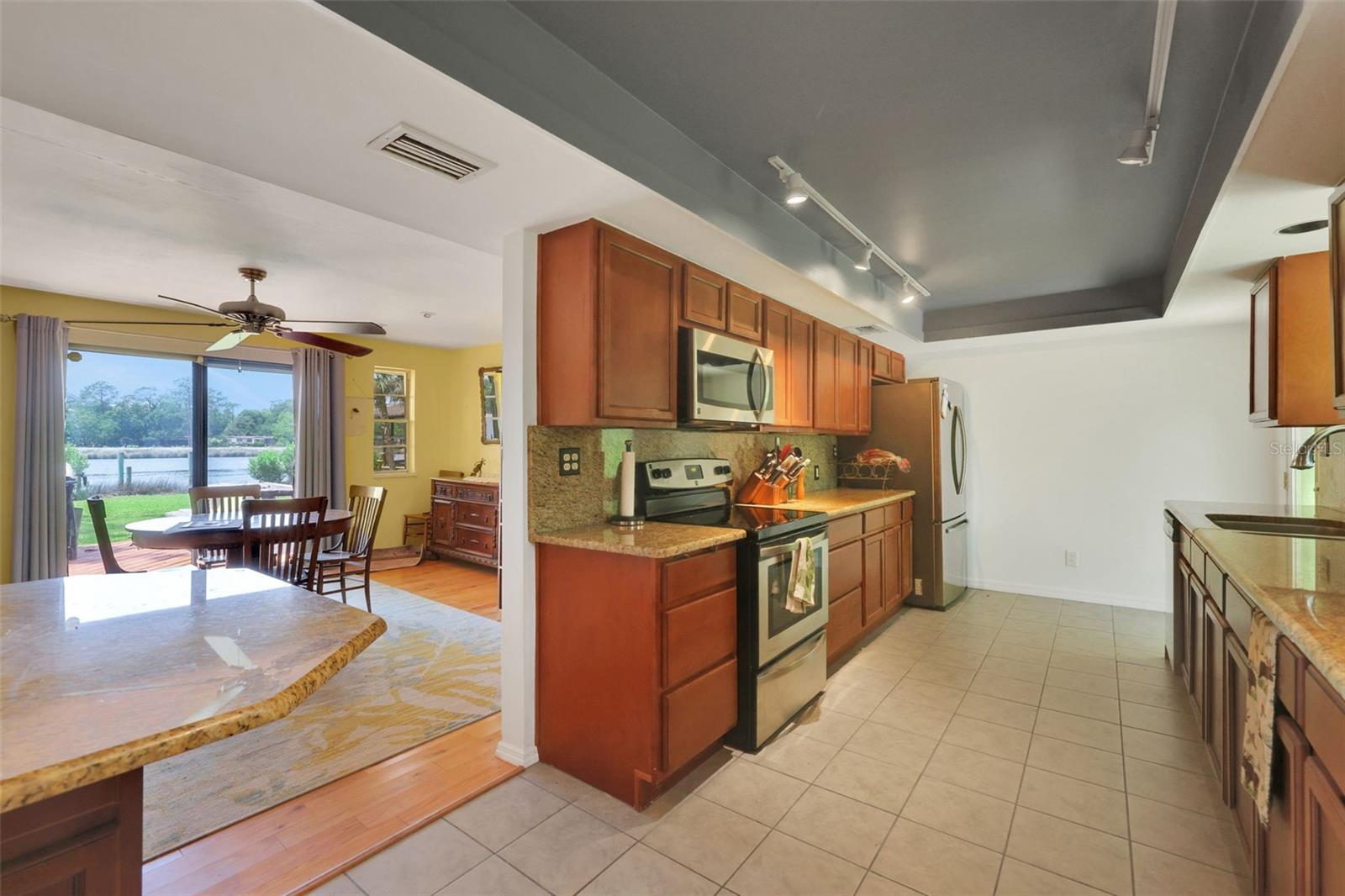 Image 38 of 59 For 6732 Oakwood Drive